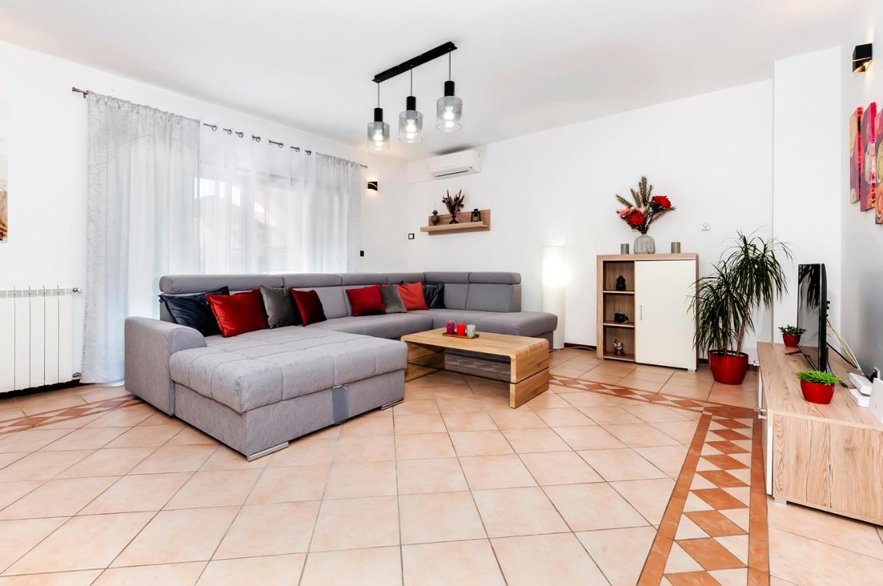 Apartment St. Antonio Ρόβινι Εξωτερικό φωτογραφία