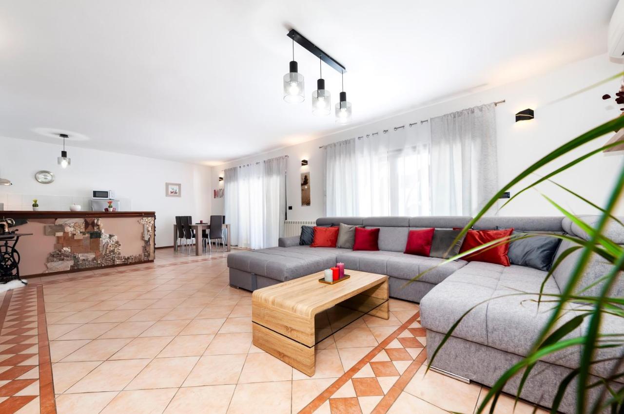 Apartment St. Antonio Ρόβινι Εξωτερικό φωτογραφία
