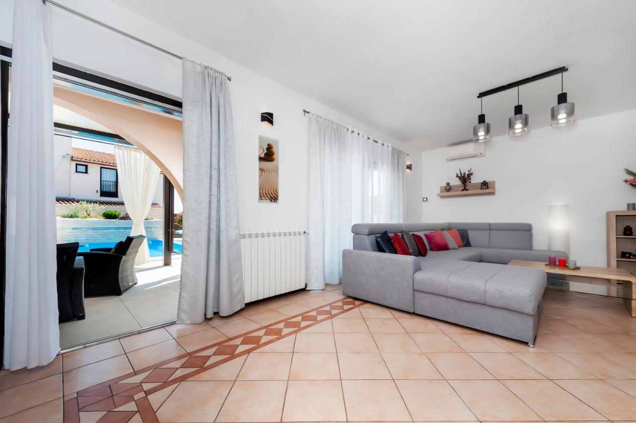 Apartment St. Antonio Ρόβινι Εξωτερικό φωτογραφία